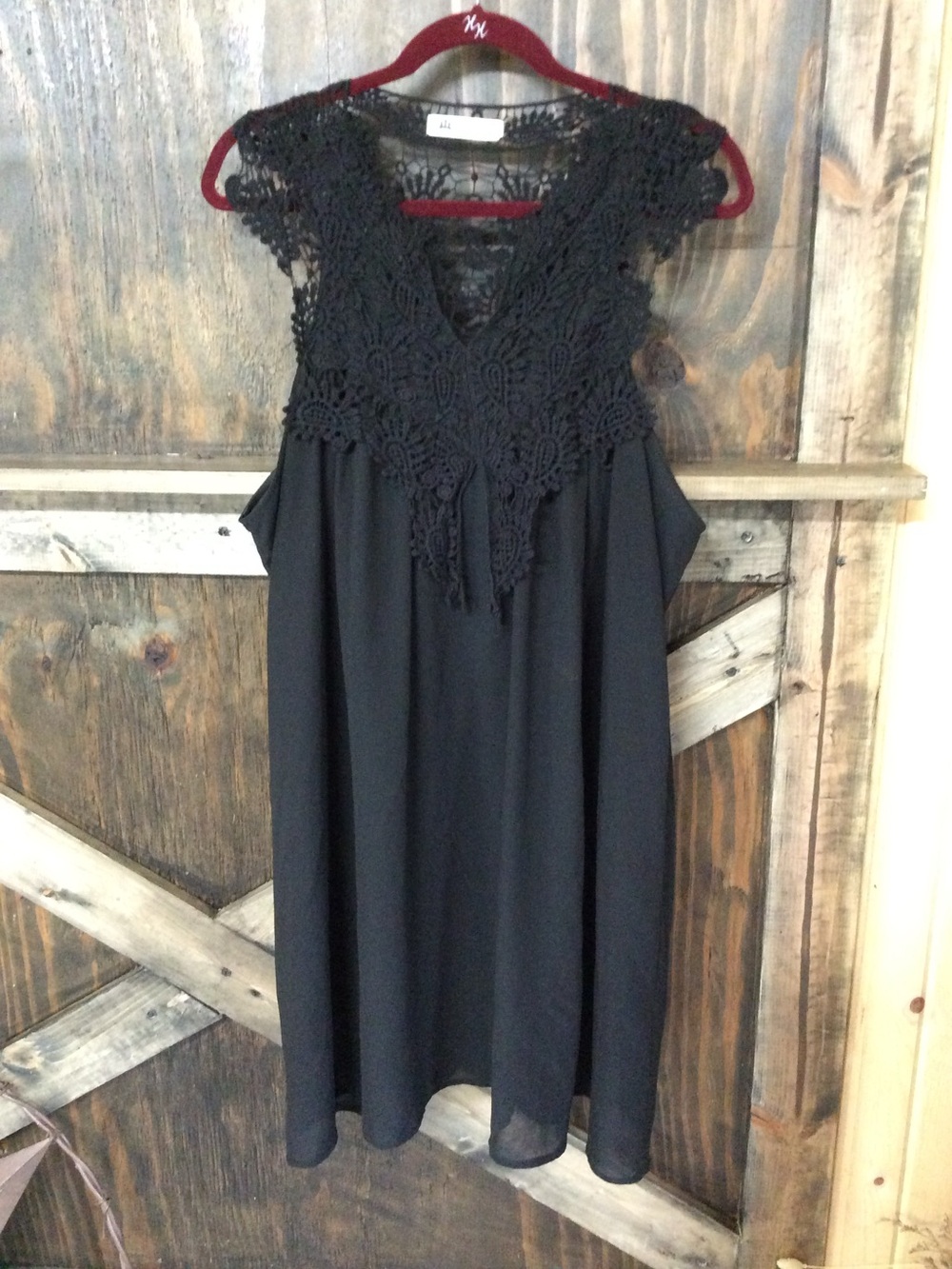 Women’s Black Crochet Yoke Sleeveless Top